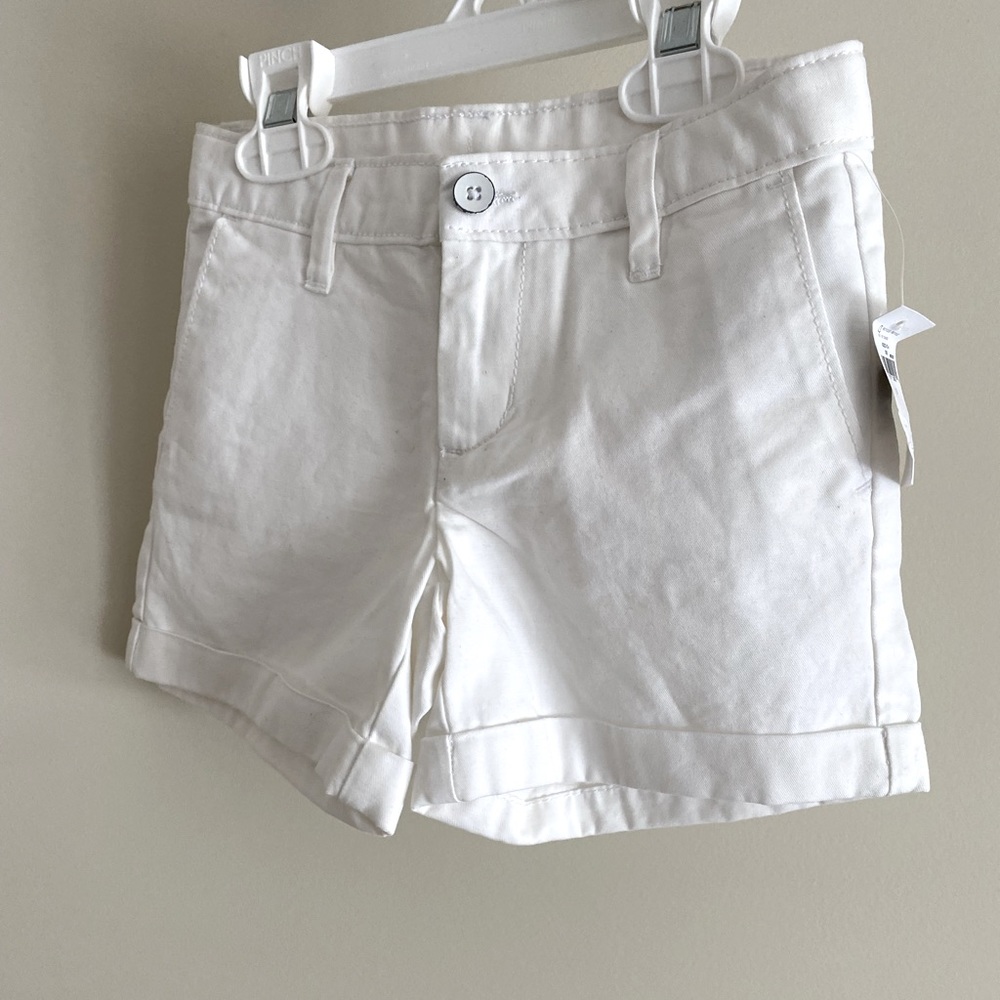 Gap shorts 5 NWT